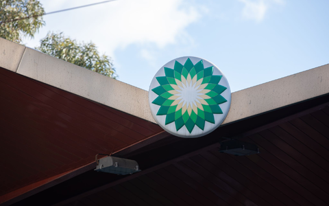 Der britische Energiekonzern BP setzt seinen Verwaltungsratspräsidenten ab - Foto: Clara Margais/dpa