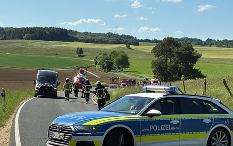 POL-PDWIL: Verkehrsunfall auf der K69 zwischen Feusdorf und Wiesbaum - Ein Leichtverletzter - Foto: presseportal.de