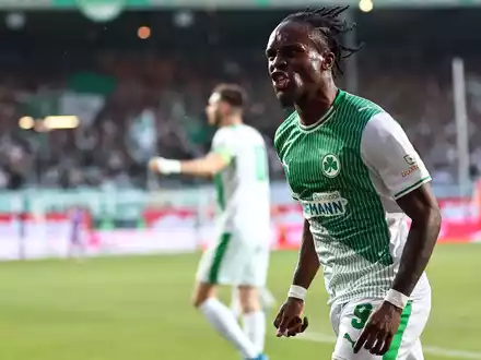 Noel Futkeu zeigt, warum er Torschützenkönig der 2. Bundesliga ist. - Foto: Daniel Karmann/dpa