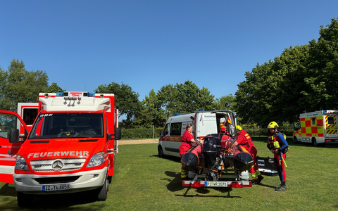 FW-PI: Barmstedt: Vermisster Schwimmer löst Sucheinsatz mit über 90 Einsatzkräften aus - Foto: presseportal.de