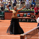 Naomi Osaka sorgte mal wieder für einen Hingucker. - Foto: Aurelien Morissard/AP/dpa