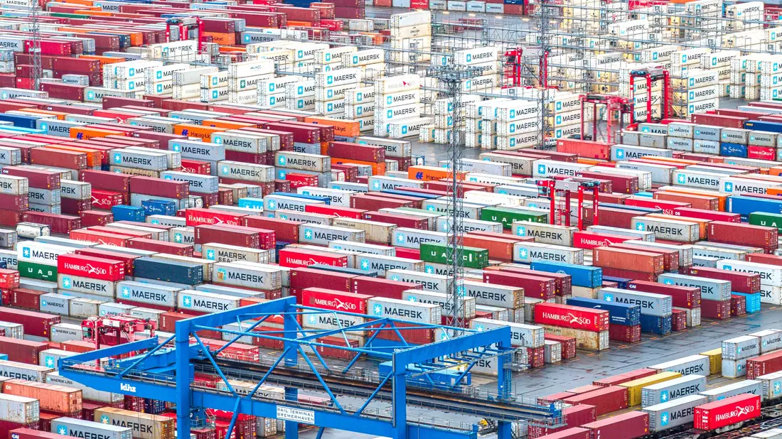 Der Export ist eine Hauptstütze der deutschen Wirtschaft.  - Bild: Sina Schuldt/dpa