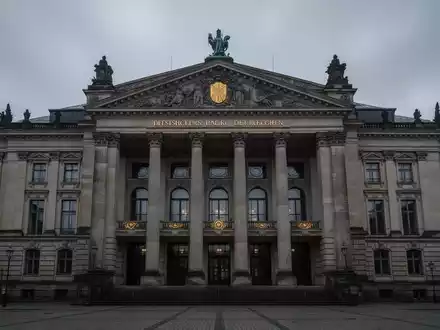Theater Erfurt: Stadt zahlt 526.000 Euro für Vergleich mit Intendant - Foto: über boerse-global.de