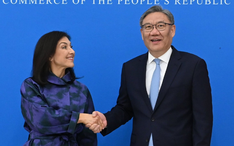Wirtschaftsministerin Reiche traf Chinas Handelsminister Wang. - Foto: Johannes Neudecker/dpa