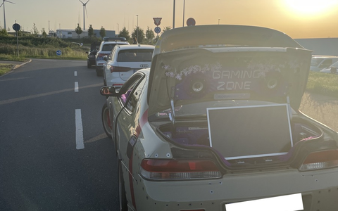 POL-PPMZ: Kontrollen der Mainzer Polizei bei Veranstaltung auf dem Messegelände - Foto: presseportal.de