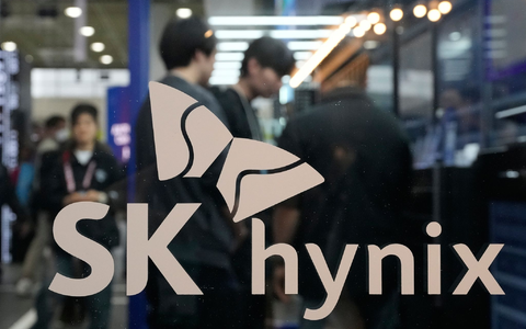 SK Hynix, der Speicherspezialist aus Südkorea, profitiert vom Boom der Künstlichen Intelligenz. (Symbolbild) - Foto: Ahn Young-joon/AP/dpa
