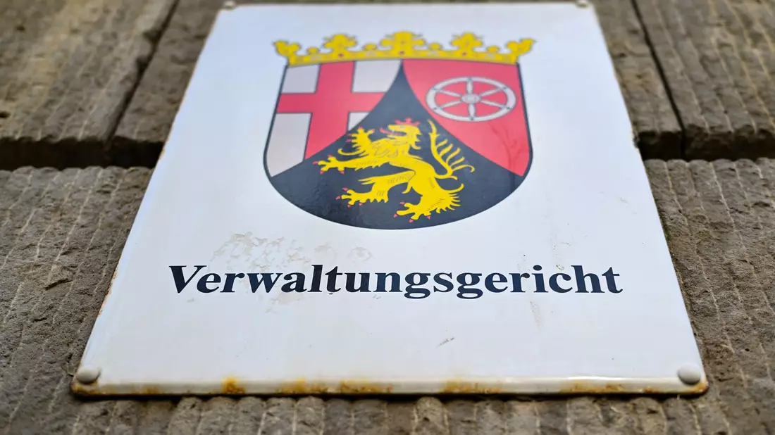 Die Verwaltungsgerichtsordnung soll grundlegend modernisiert werden. (Symbolbild) - Bild: Arne Dedert/dpa