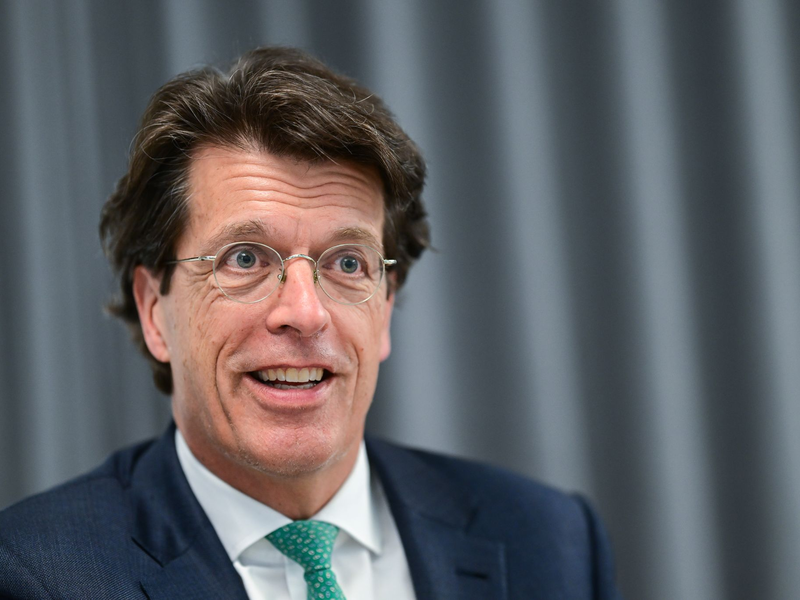 Schaeffler-Vorstandschef Klaus Rosenfeld will sein Unternehmen breiter aufstellen und Geschäftsfelder in der Raumfahrttechnik erschließen. (Archivbild)  - Foto: Sebastian Christoph Gollnow/dpa