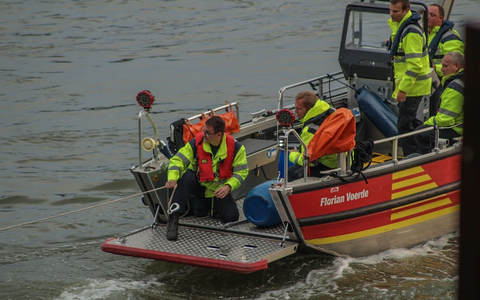 FW Voerde: Suche nach vermisstem Mann am Tenderingssee - Foto: presseportal.de