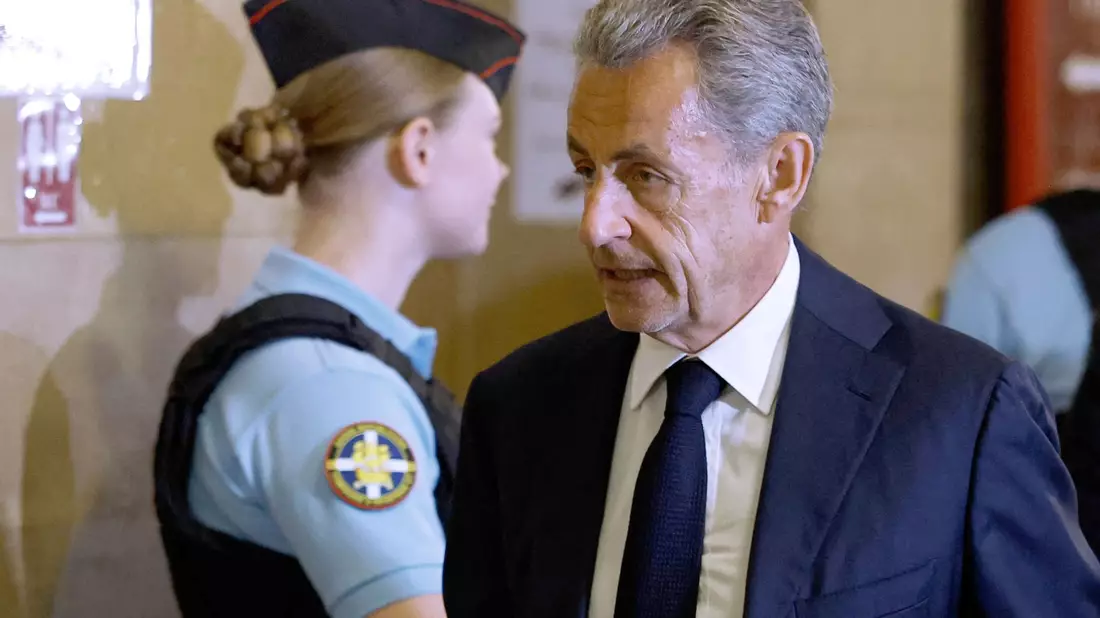 Die Libyen-Affäre brachte Sarkozy bereits für kurze Zeit hinter Gitter. - Bild: Simon Wohlfahrt/AFP/dpa