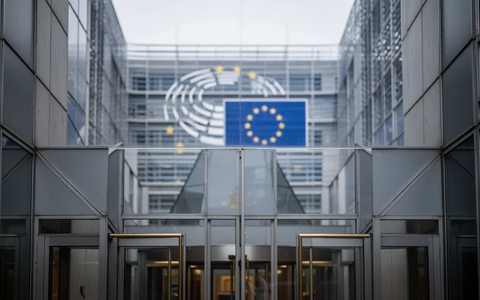 KI-Regulierung: Spanien beschließt Strafen bis 35 Millionen Euro - Foto: über boerse-global.de