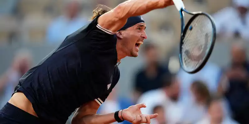 Auf seinen Aufschlag war mal wieder Verlass: Alexander Zverev. - Foto: Christophe Ena/AP/dpa