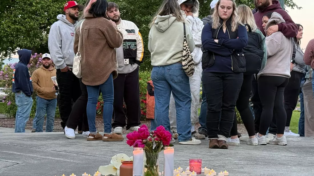 Zwei Menschen sterben bei Chemie-Unfall in den USA. - Bild: Claire Rush/AP/dpa