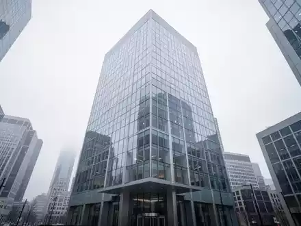DWS Aktie: CEO Stefan Hoops zieht in DB-Vorstand ein - Foto: über boerse-global.de