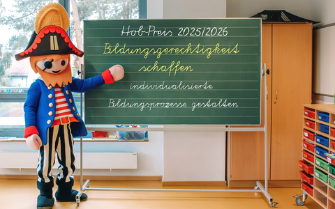 Hob-Preis: 250.000 Euro für bessere Bildungsgerechtigkeit / Stiftung Kinderförderung von Playmobil kürt Grundschule Erlangen-Tennenlohe und Janusz-Korczak-Schule Chemnitz als Gewinner - Foto: presseportal.de