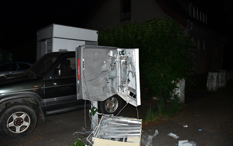 POL-AC: Polizei ermittelt nach Sprengungen von Zigarettenautomaten - Foto: presseportal.de