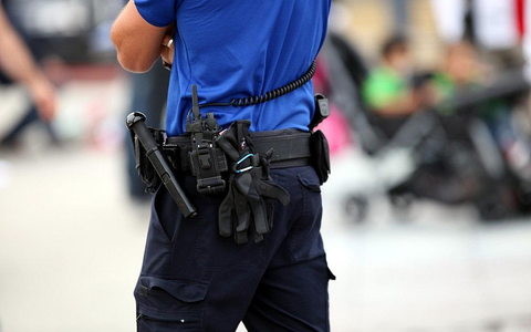 Schweizer Polizist (Archiv) - Foto: via dts Nachrichtenagentur