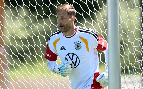 Weil Manuel Neuer noch nicht fit ist, darf Oliver Baumann gegen Finnland noch einmal ins Tor. - Foto: Federico Gambarini/dpa