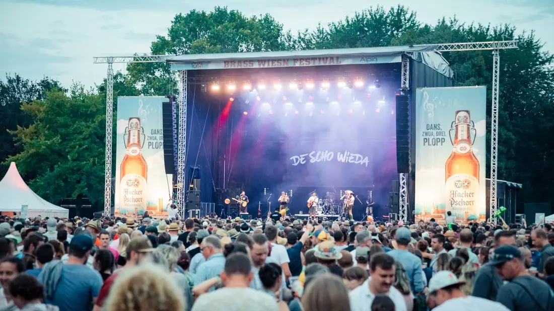Brass Wiesn geht in die nächste Ticketphase: Über 70 Bands und fünf Bühnen in Eching bei München - Bild: presseportal.de