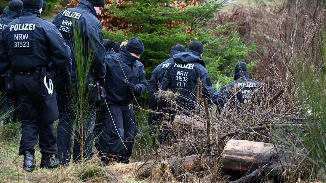 Luise wurde als vermisst gemeldet und am Tag danach tot gefunden. (Archivbild) - Bild: Roberto Pfeil/dpa