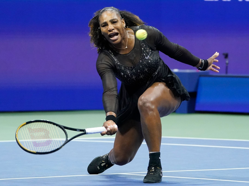 Serena Williams auf dem Platz könnte schon bald wieder RealitÀt sein. (Archivbild) - Foto: John Minchillo/AP/dpa