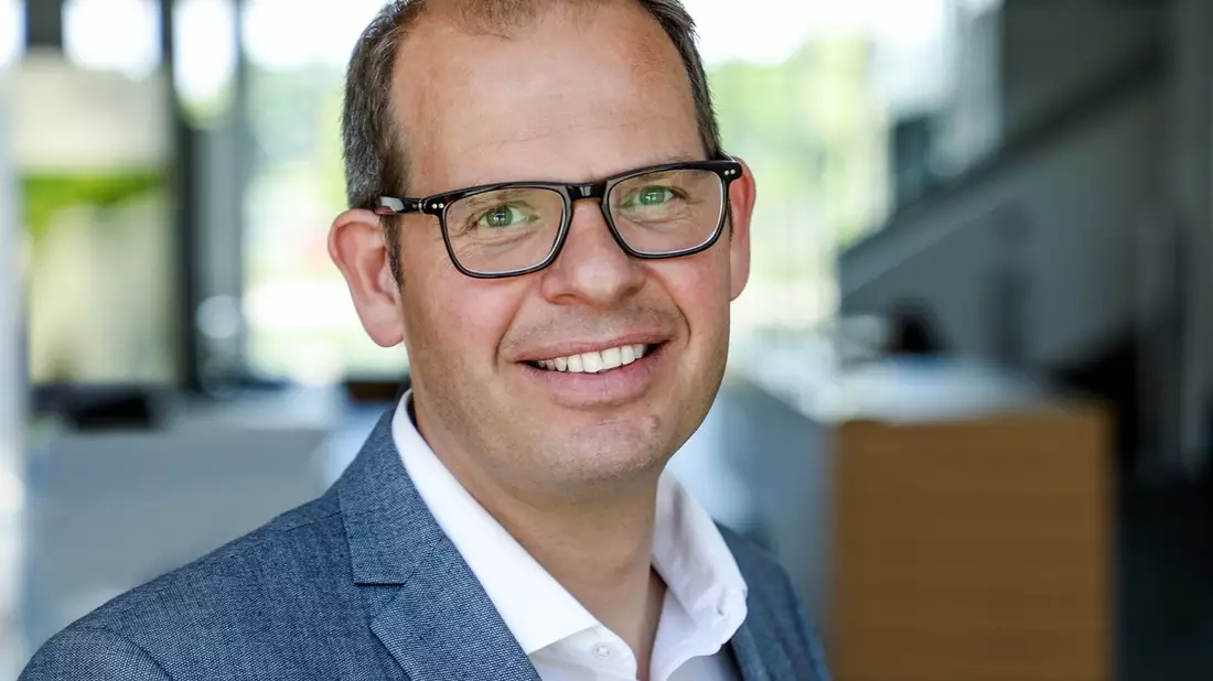 Infineon tritt dem NVIDIA MGX™ Ökosystem bei und treibt die Weiterentwicklung der Stromversorgungsarchitektur für KI-Server-Racks der nächsten Generation voran - Bild: presseportal.de