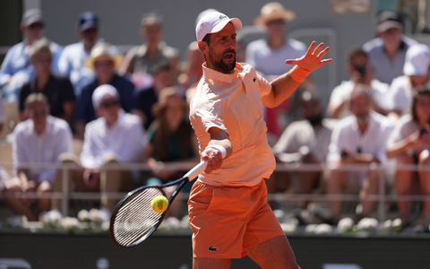 Djokovic will den 25. Titel bei einem Grand-Slam-Turnier - Foto: Thibault Camus/AP/dpa