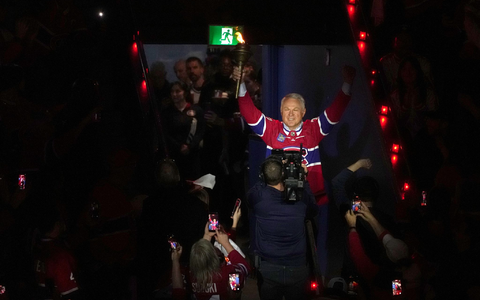 Claude Lemieux wurde erst jüngst in Montreal von den Fans gefeiert. (Archivbild) - Foto: Christinne Muschi/The Canadian Press/AP/dpa