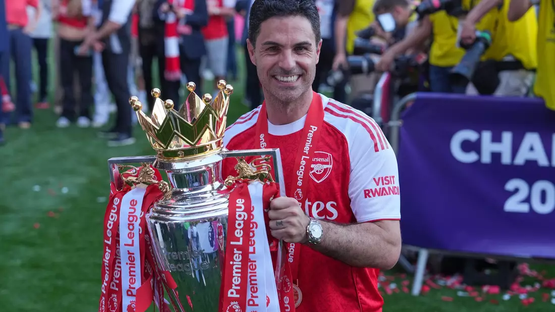 Der Architekt des Arsenal-Erfolgs: Trainer Mikel Arteta. (Archivbild) - Bild: Kin Cheung/AP/dpa