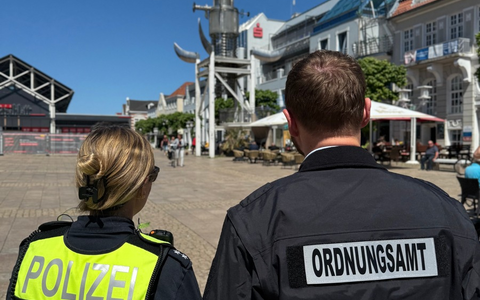 POL-AUR: Pilotprojekt: Gemeinsame Streifen sorgen für Sicherheit und Ordnung in der Innenstadt - Foto: presseportal.de