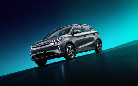 BYD Diversifies on Two Fronts: UK Electric Van and Record-Range Hybrid SUV - Foto: über boerse-global.de