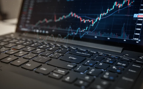 Lenovo Aktie: 22-Prozent-Sprung auf 24 HKD - Foto: über boerse-global.de