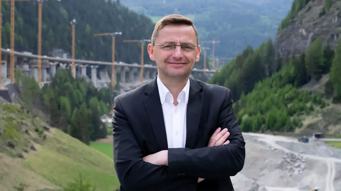Bürgermeister Karl Mühlsteiger erhofft sich von der Demonstration ein europaweites Signal gegen die Verkehrsflut. (Archivbild) - Bild: Sven Hoppe/dpa