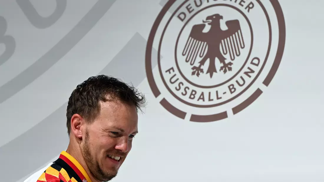 Julian Nagelsmann hofft, dass sein Team schnell den Rhythmus findet. - Bild: Federico Gambarini/dpa