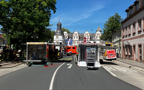 FW Paderborn: Gefahrstofffreisetzung in einem Ladenlokal in der Schloßstraße - Foto: presseportal.de