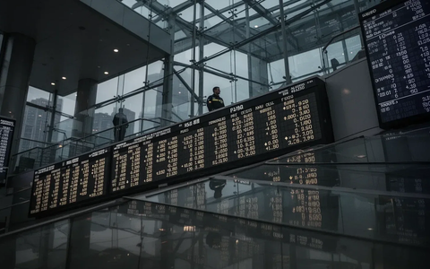 DeFi Technologies Logs Q1 Profit but Stock Staggers as Analysts Trim Targets and Institutional Pivot Accelerates - Foto: über boerse-global.de