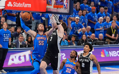 Isaiah Hartenstein konnte das Aus der Thunder nicht verhindern. - Foto: Nate Billings/AP/dpa