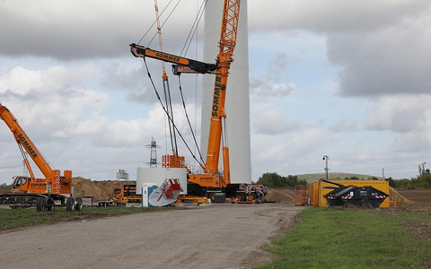 Windrad-Bau (Archiv) - Foto: via dts Nachrichtenagentur