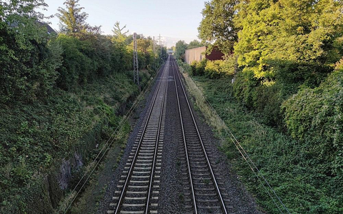 Zweigleisige Bahnstrecke (Archiv) - Foto: via dts Nachrichtenagentur