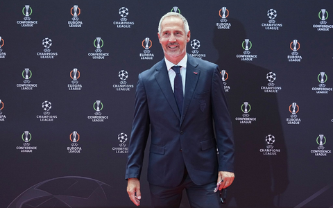 Adi Hütter wird Trainer bei Eintracht Frankfurt. (Archivbild) - Foto: Laurent Cipriani/AP/dpa