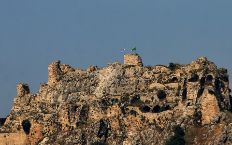 Die Kreuzritterfestung Beaufort gilt als strategisch bedeutsam.  - Foto: Marwan Naamani/ZUMA Press Wire/dpa
