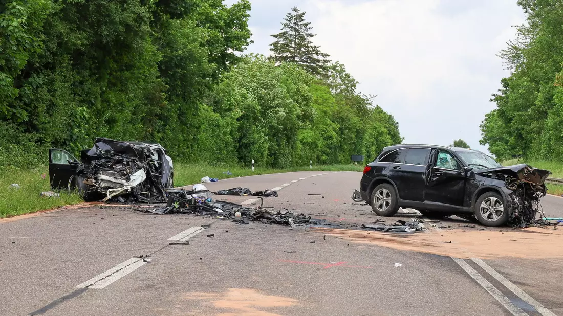 Zu einem tödlichen Unfall kam es auf einer Bundesstraße bei Bruchsal. - Bild: Thomas Riedel/dpa