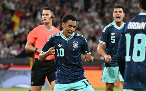 Durfte bei seinem DFB-Comeback ein Tor bejubeln: Jamal Musiala. - Foto: Federico Gambarini/dpa
