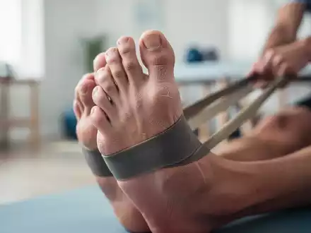 Arthrose-Therapie: Zwei Krafteinheiten pro Woche für Gelenkschutz - Foto: über boerse-global.de