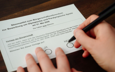 Schon zum zweiten Mal stimmten die Hamburger gegen eine Olympia-Bewerbung. - Foto: Gregor Fischer/dpa