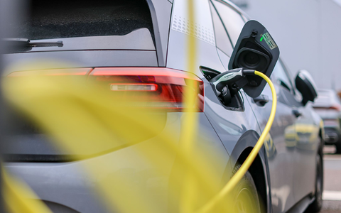 Das Gebrauchtwagenangebot für Elektroautos wächst. (Archivbild) - Foto: Jan Woitas/dpa