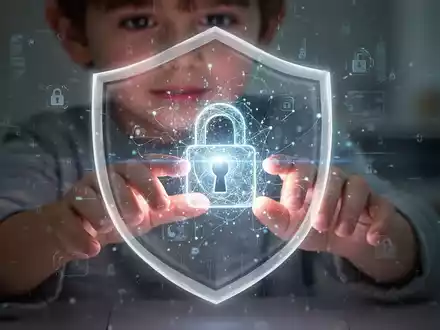 Kindersicherheit: Aktionsrat fordert Smartphone-Verbot an Grundschulen - Foto: über boerse-global.de