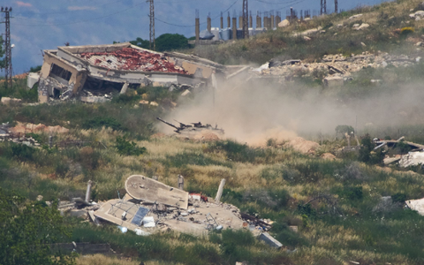 Israel rückt im Süden weiter vor auch jenseits des Flusses Litani. - Foto: Ariel Schalit/AP/dpa