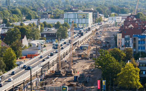 In den kommenden Jahren gibt es viele Baustellen. - Foto: Julian Stratenschulte/dpa