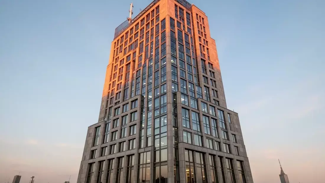 Munich Re Slides to 52-Week Low Even as Q1 Net Income Surges 57%; Candlestick Hammer Emerges - Bild: über boerse-global.de